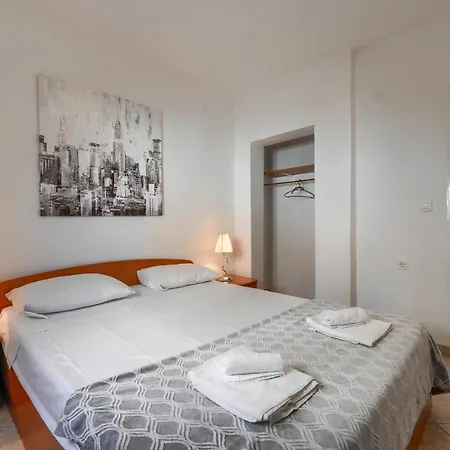 Apartmán Haus Pia - Roza