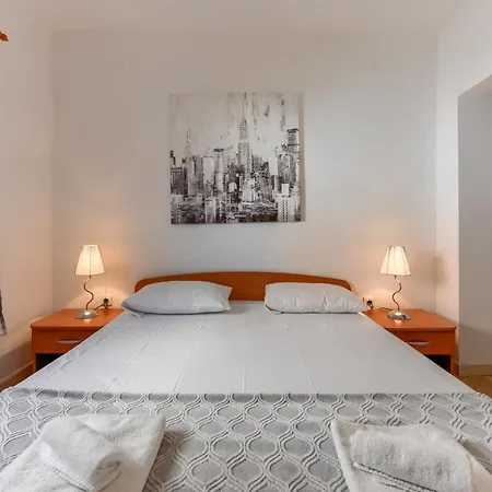 Διαμέρισμα Haus Pia - Roza Ražanac